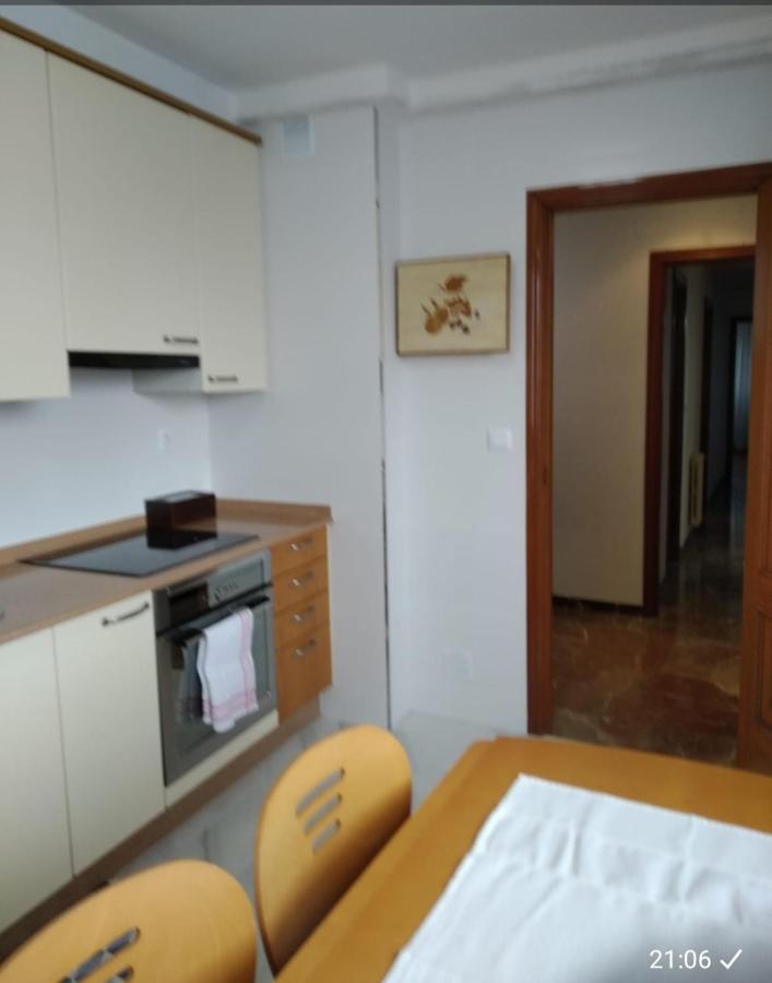 Apartamento Luminoso Con Buena Ubicacion Pontevedra Exterior photo